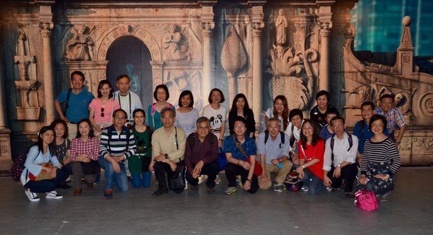 Group photo inside Old Court Building